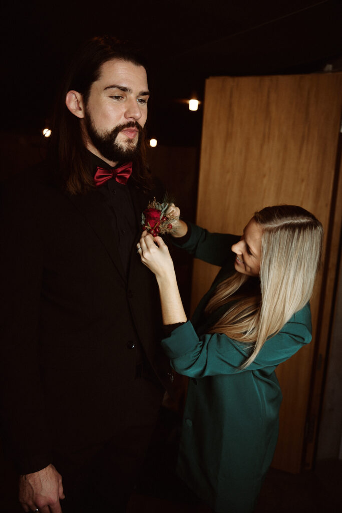 Professionelle Hochzeitsplanerin bei der Arbeit - Wedding Day Manager Denise Wolf