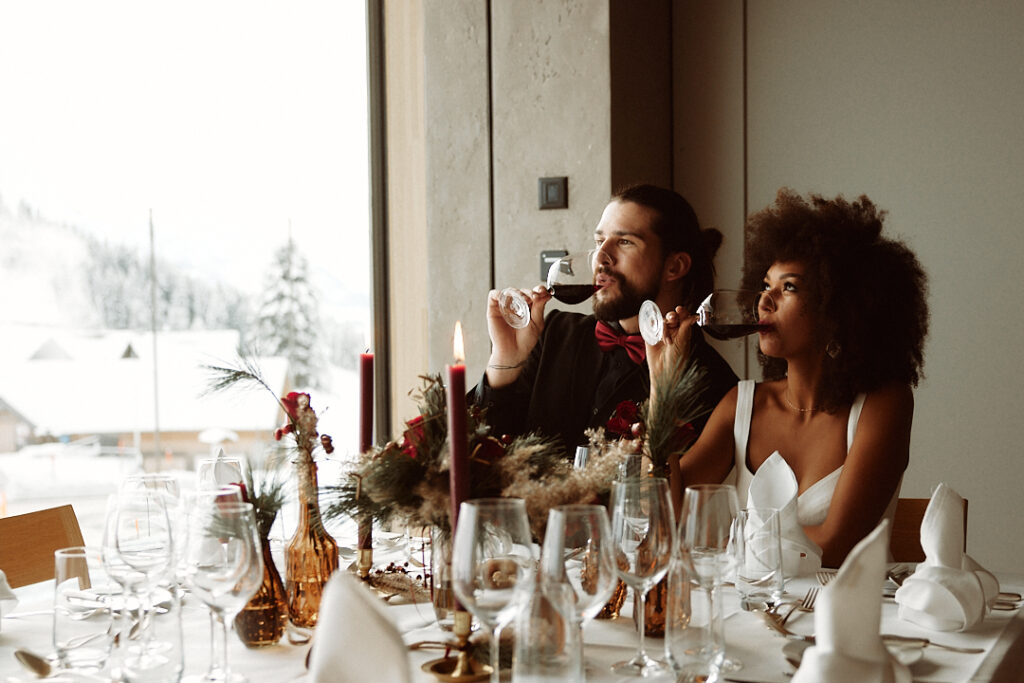 Hochzeit im Winter genießen - Elopement Wedding in Österreich, Dinner for Two
