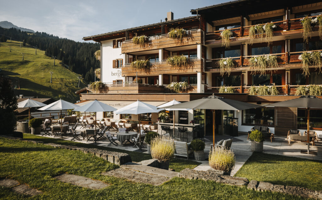 Hochzeitslocation Berghof in Lech am Arlberg - Denise Wolf von Glücksgefühle Weddings