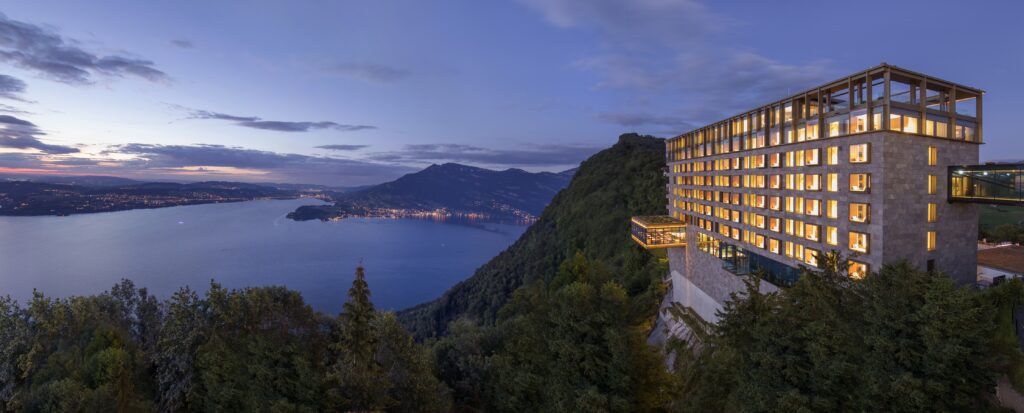 Bürgenstock Resort, Hochzeitslocation am Abend