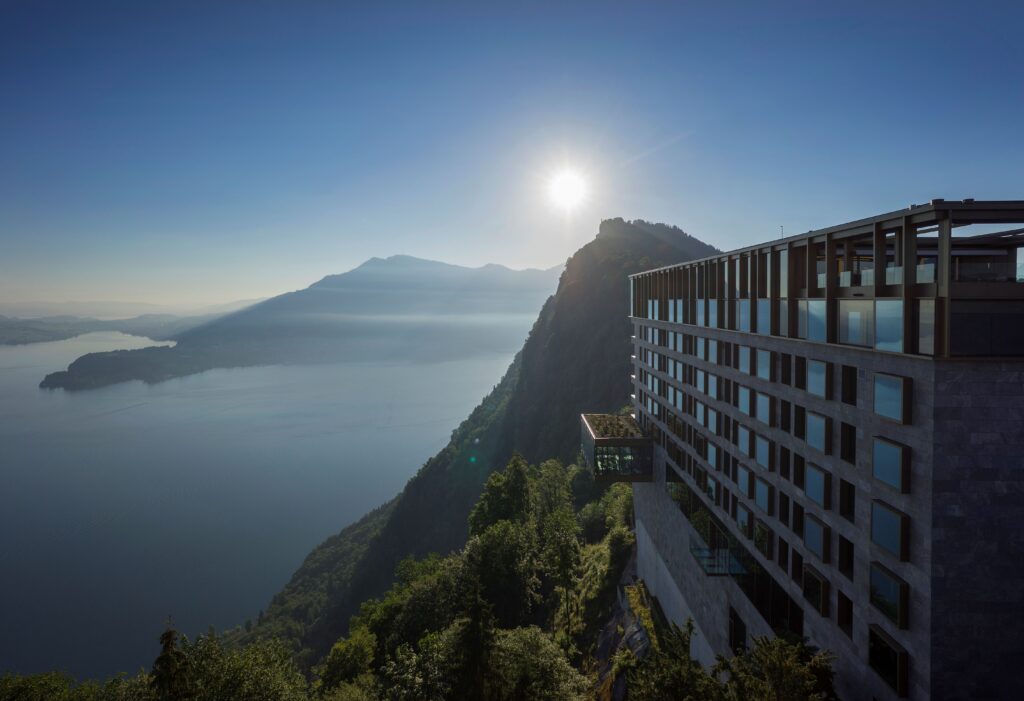 Bürgenstock Resort am Vierwaldstättersee, bei Sonnenaufgang