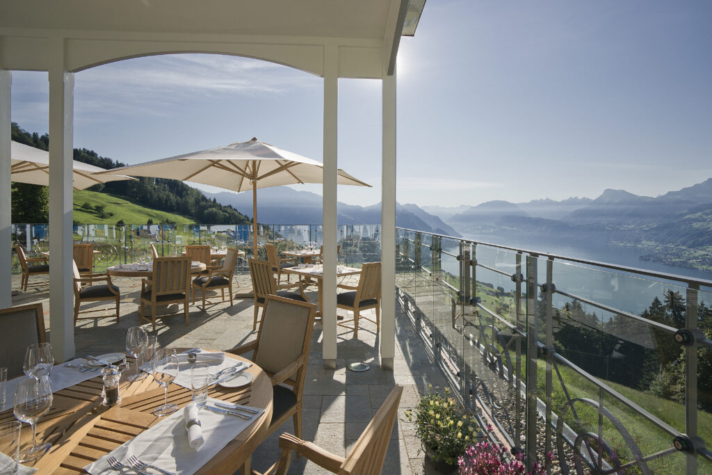 Hochzeitsplanerin Denise Wolf plant Hochzeiten in der Villa Honegg