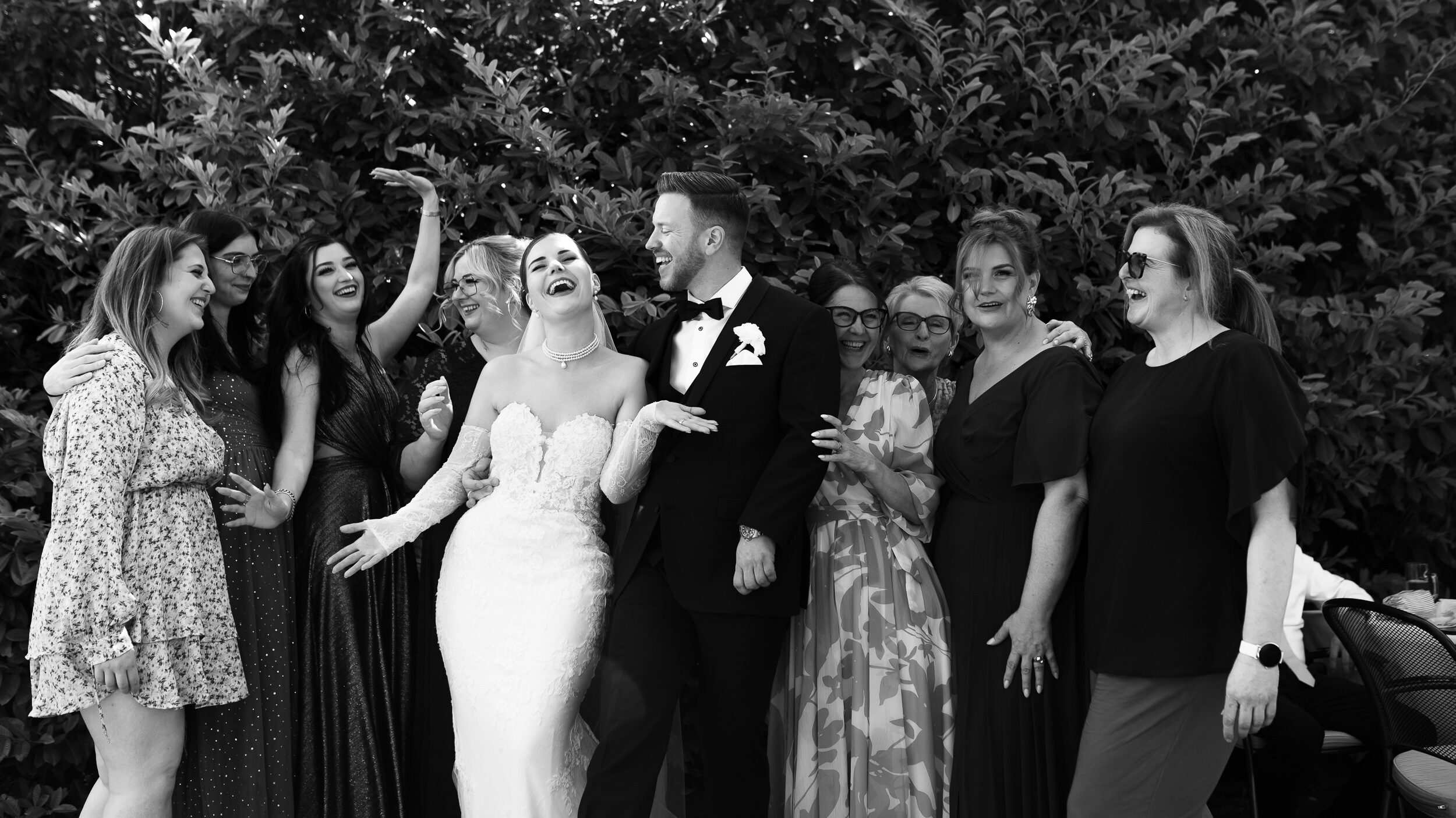 Hochzeitsgesellschaft am Bodensee.