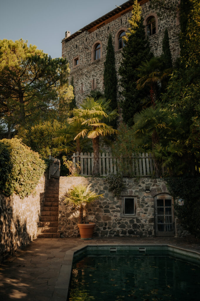Garden wedding location Wangen Bellermont Castle