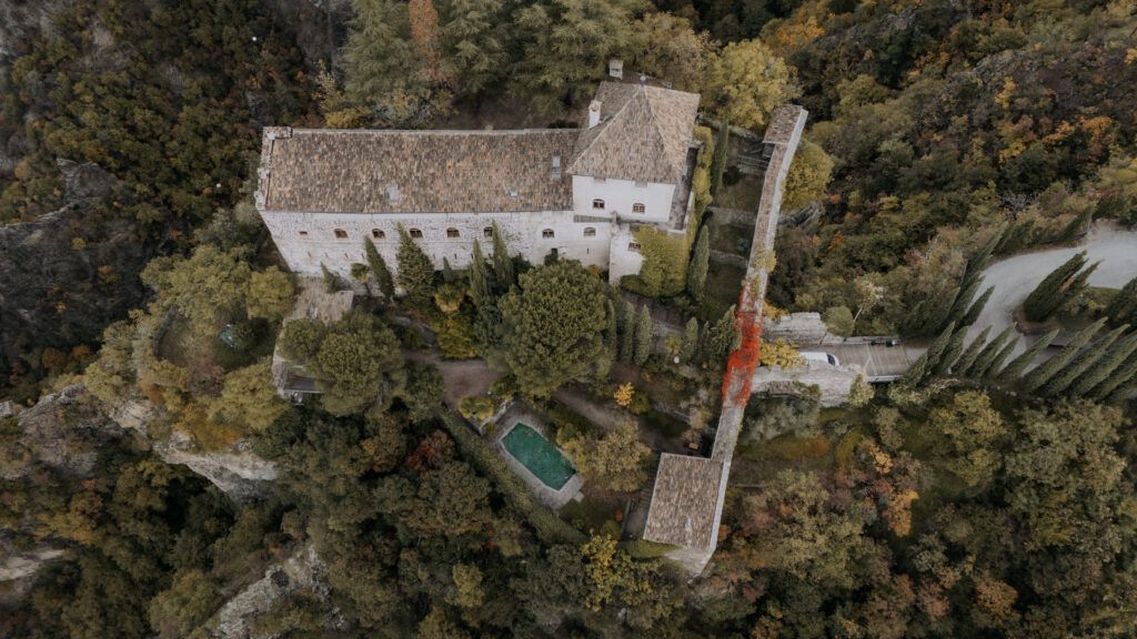 Castle Wangen Bellermont drone shot garden